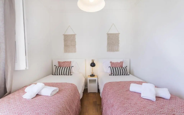 Lovelystay - Bonsai Light And Comfort Flat