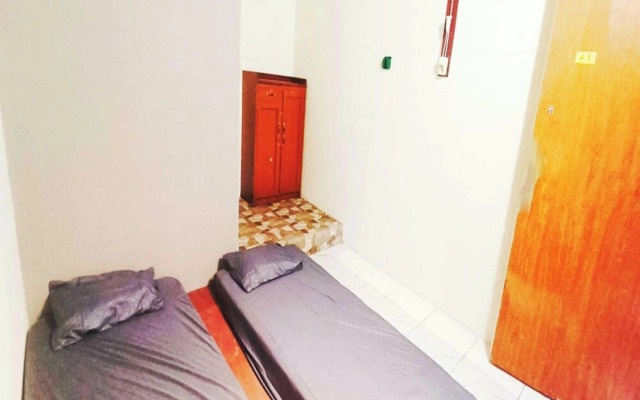 Hotel O near Ahmad Yani International