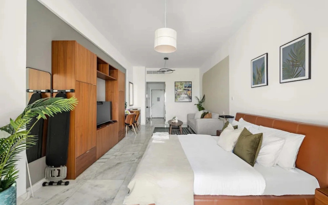Silkhaus Chic Studio in Palm Jumeirah Sea View