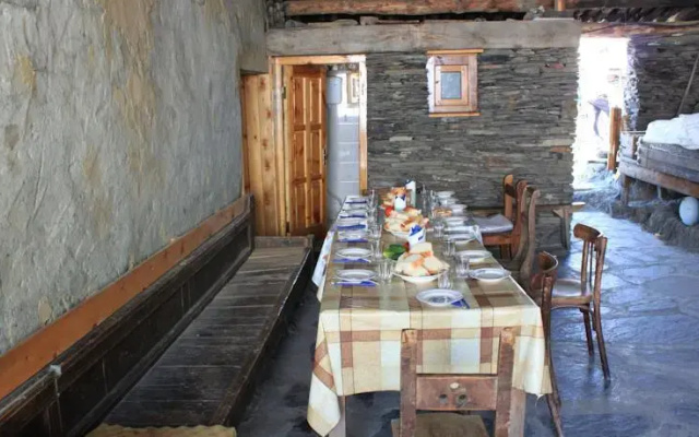 Kruiskari Guest House