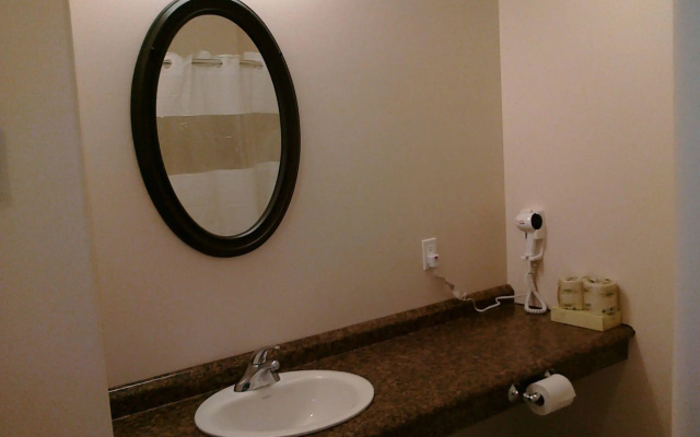 Auberge MacDonald Guest Inn