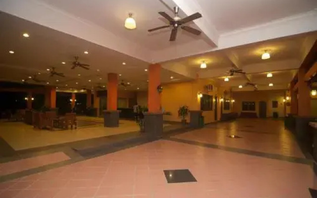 Tanjung Demong Beach Resort