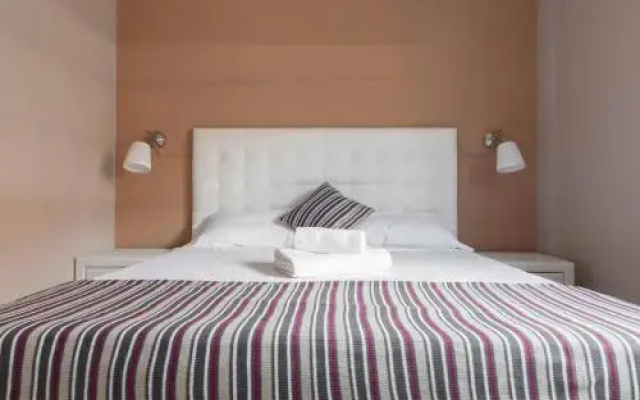 For You Rentals Avenidaamerica Apartment Ava24