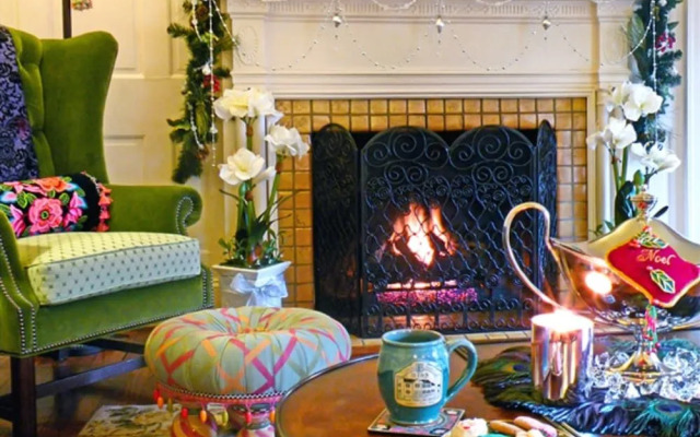 10 Fitch Luxurious Romantic Inn