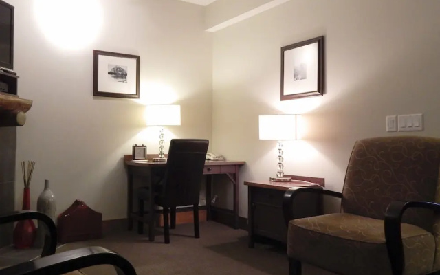 Fire Mountain Lodge