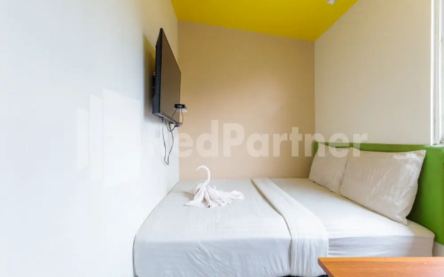 Ichiza Room RedPartner