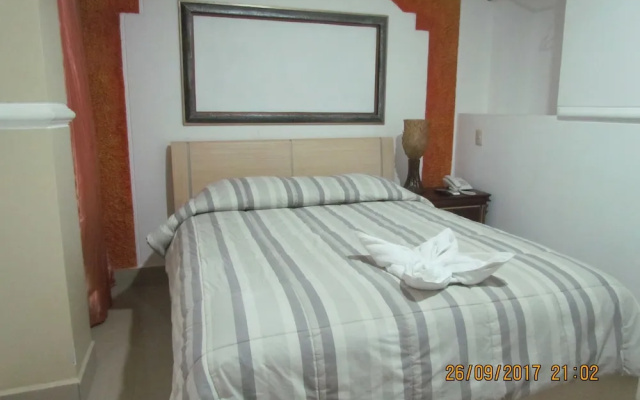 Rizzo Plaza Hotel