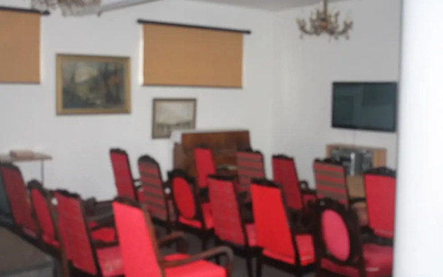 The Parkview Hotel - Room 711 - Adults Only