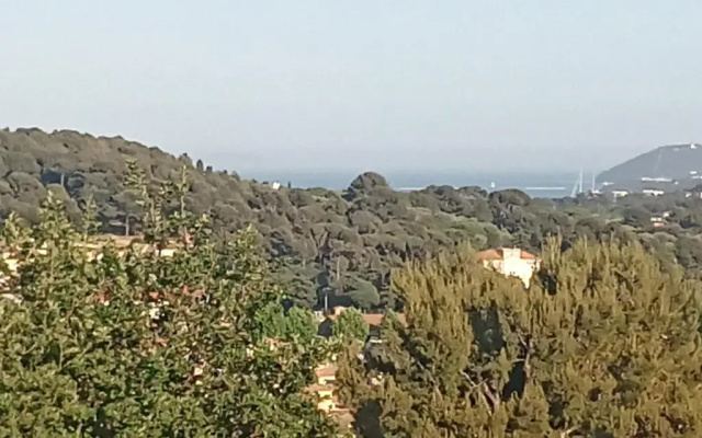 Haut de villa en duplex T2 avec terrasse vue rade