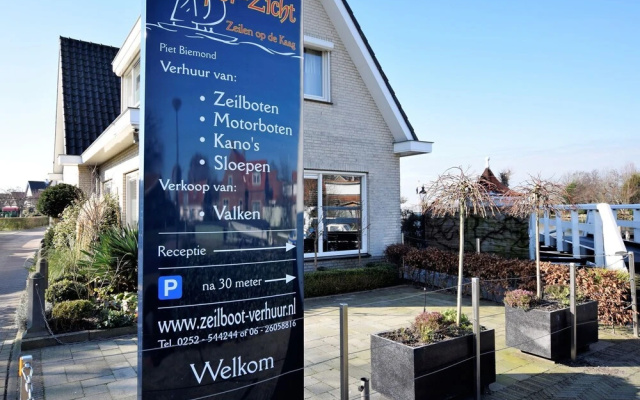 Luxurious Villa With Private Garden in Kaag