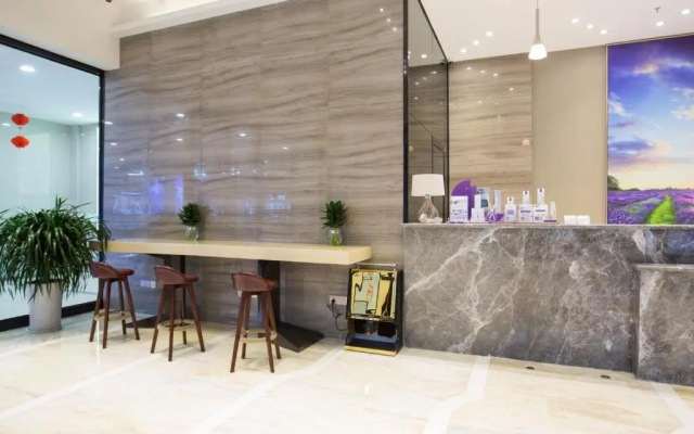 Lavande Hotels·Chengdu Xihe Bolin Square