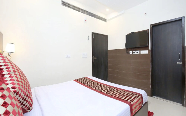 Hotel The Black Gold By OYO Rooms