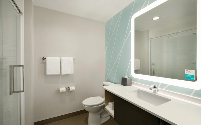 avid hotels Beaumont by IHG