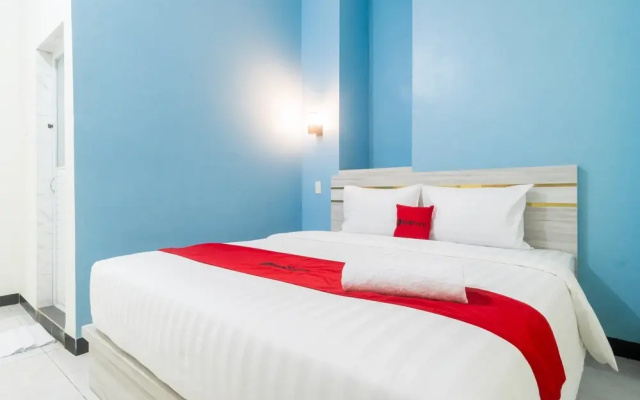 RedDoorz Plus @ Sempurna Inn Medan