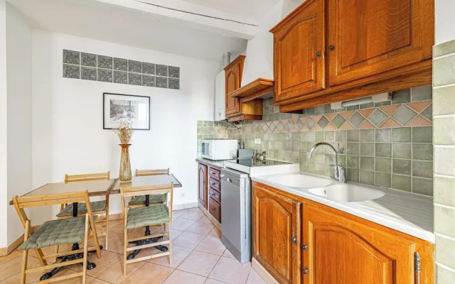 Charming Apartment in the Heart of Le Suquet