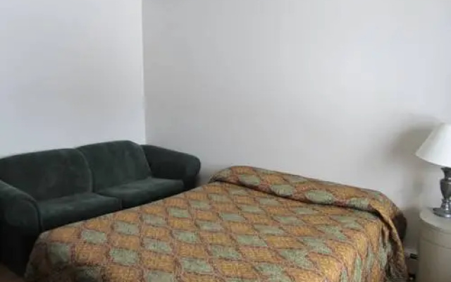 Kacee's Northern Suites