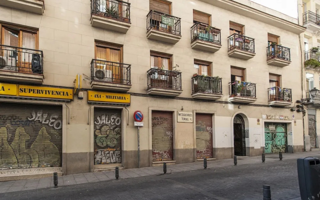 LA LATINA I - PUERTA DE TOLEDO I - ElevenHost