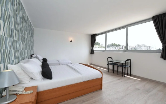 Hotel Tolero
