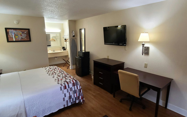Red Roof Inn Tifton