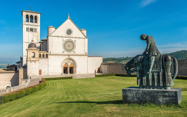 Amazing Home in Spello With Wifi and 4 Bedrooms