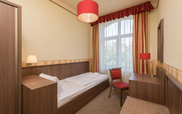 Hotel Ostruvek