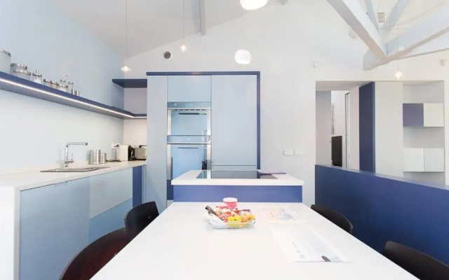 Top Floor2 Beds W/Sea Wiew