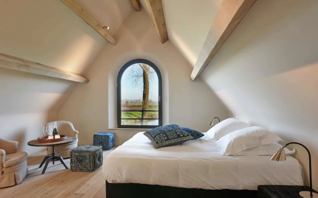 Country House in Sint Laureins Near Het Zwin