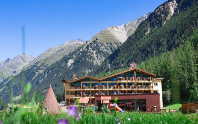 Hotel Sunny Хохгургль вид на фасад