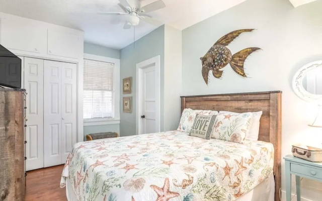 Beach Bum Inn by Tybee Vacation Rentals