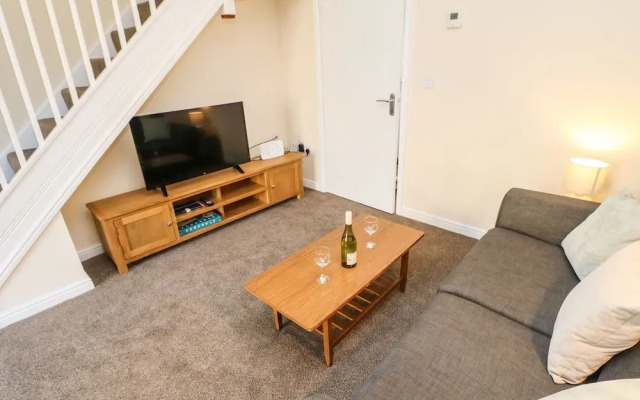 66 Dale Grove