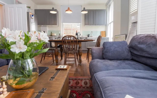 One Bedroom Apartment Near Brixton Station