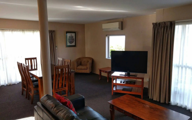 Bay View Villas