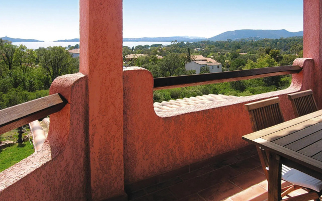Apartment in Pinarellu Near Beach & Pool