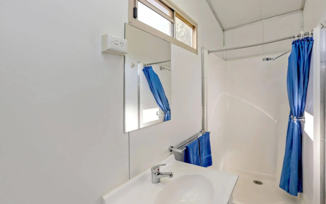 Aaok Moondarra Accommodation Village