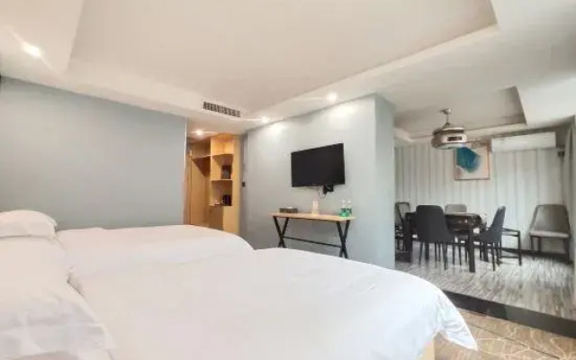 Huaihuayihuijingpinjiudian