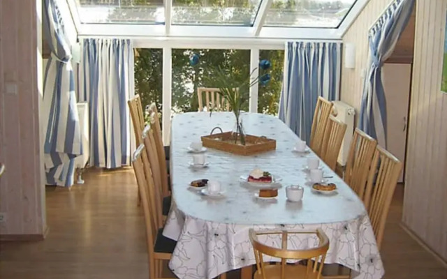 Beautiful Holiday Home in LÃ¸gstÃ¸r