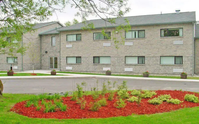 Residence & Conference Centre-Brockville
