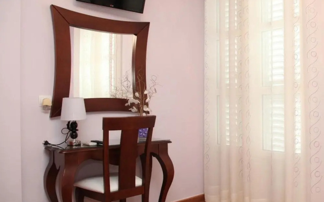 Hostal Avenida
