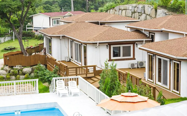 Ganghwa Herb Land Guesthouse