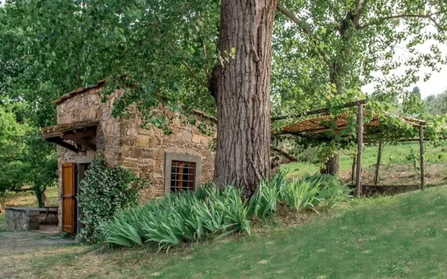 w Historic Tower w Private Pool Near Florence