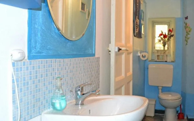 B&B Delfino Blue