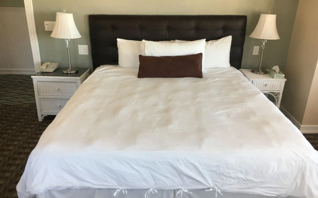 Glenmore Plaza Hotel