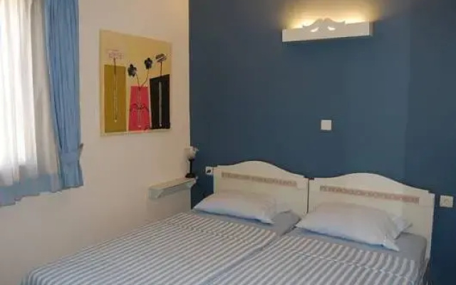 Foca Erguvan Hotel