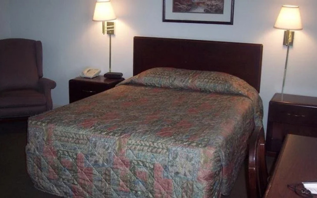 Riverside Inn-Cayce