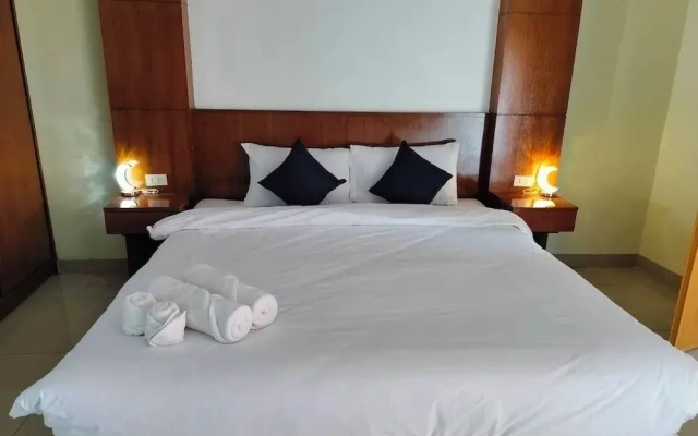 Royal Star Suites Pattaya