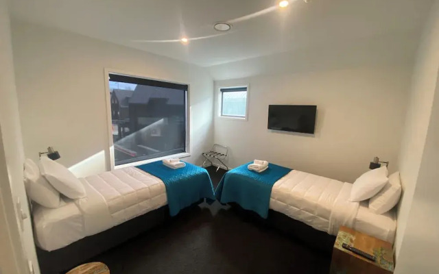 Lot 7 - Studios & Apartments