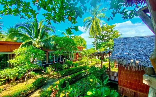 Mook Montra Resort Seafront
