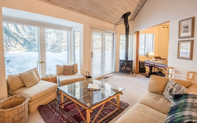 Sunrise - 2 Br Home