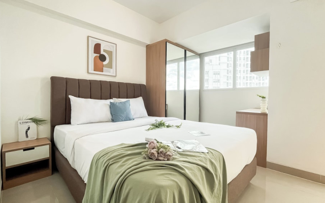 Homey And Minimalist Studio At Apartment Cisauk Point