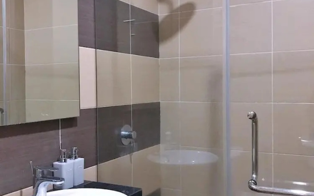 Jb City D'esplanade Shopping Mall Apartment